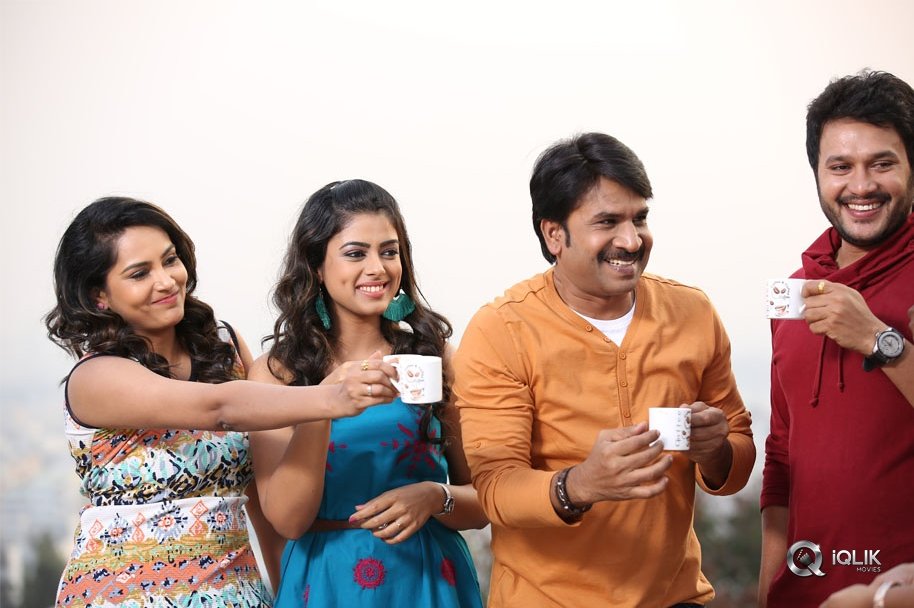 Jambalakidi-Pamba-Movie-Stills